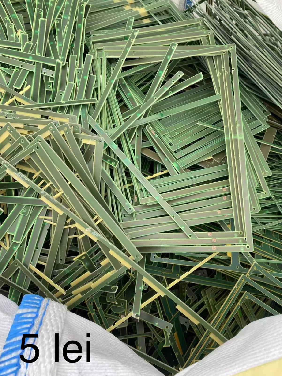 Rame sau profile plastic - exemplu pret 5 lei
